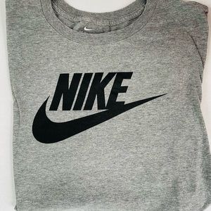 The Nike Tee
